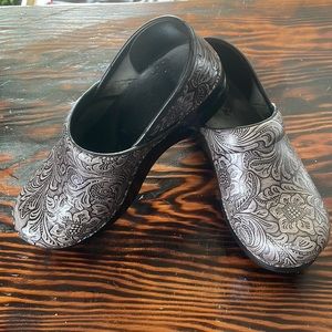 Dansko shoes
